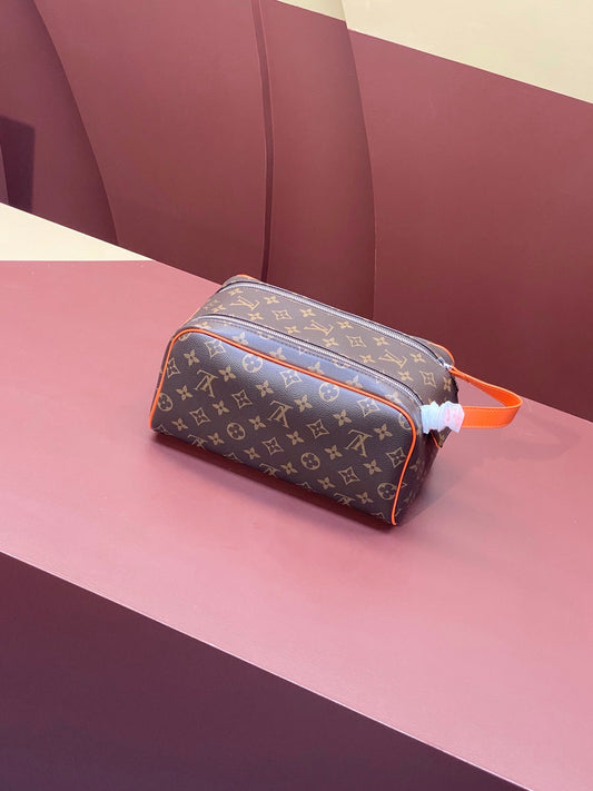 Pochette Lv