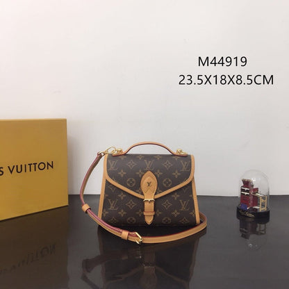 Bag Louis Vuitton