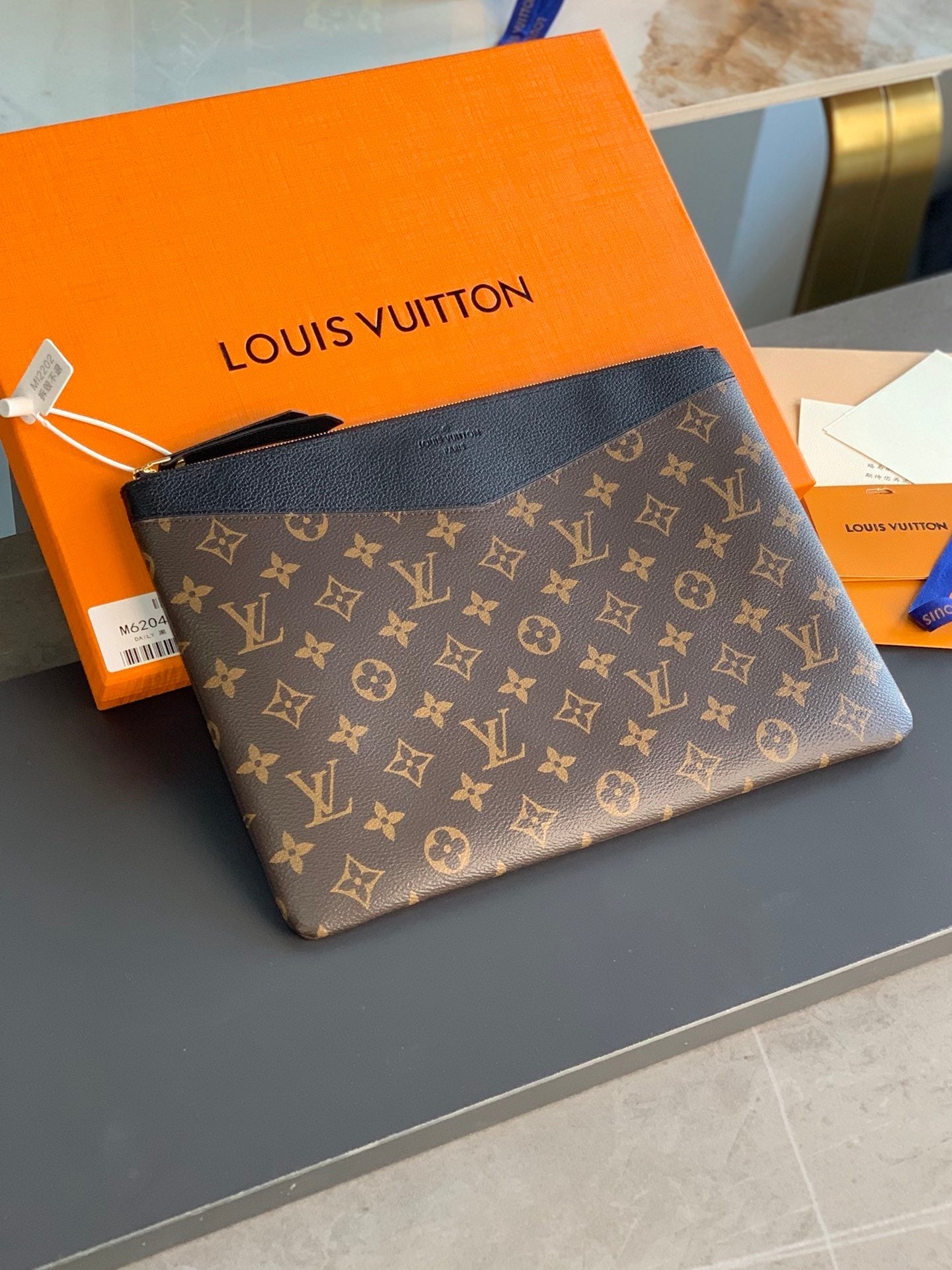 Pochette Vuitton