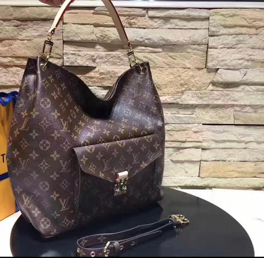 Bag Vuitton 40cm