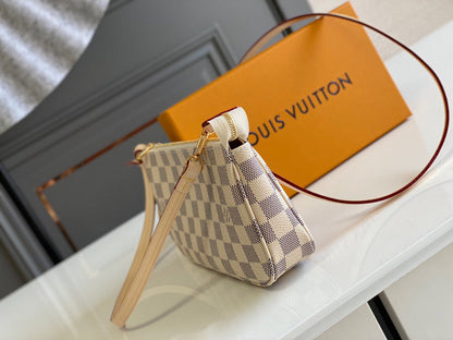 Pochette Vuitton Tracolla