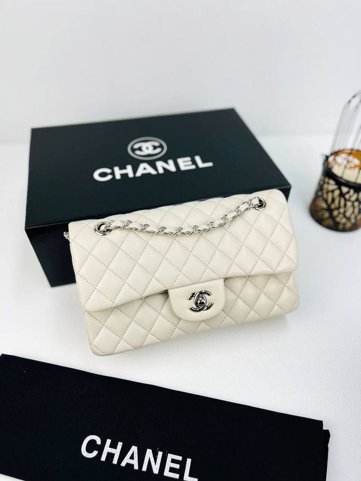 Chanel jumbo